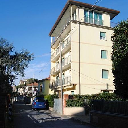 Hotel Casa Diomira Lido di Camaiore Eksteriør bilde